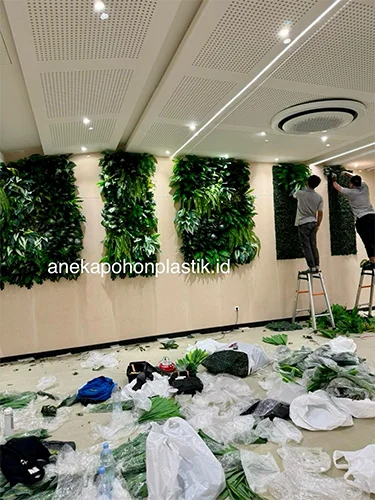 r_0011_Vertical-Garden-4