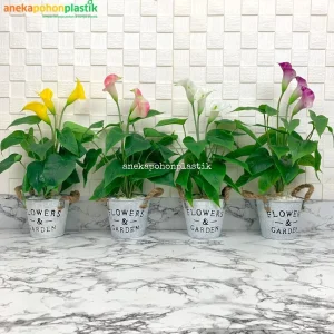 Bunga Calla Lily Latex Artificial Pot Kaleng Flowers & Garden
