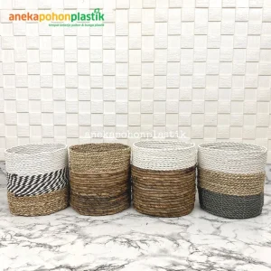 Cover Pot Anyaman Seagrass Bulat Keranjang Pot Tanaman Variasi Warna